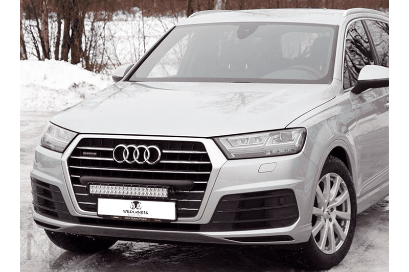 AUDI Q7 (2015 - ) WILDERNESS LIGHTING BUMPER MOUNT & LED LIGHT BAR