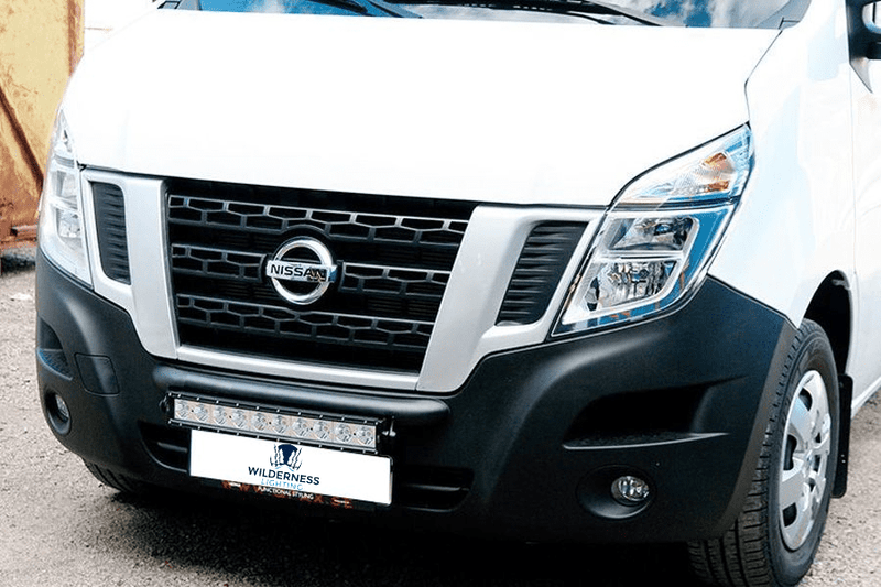 RENAULT MASTER (2011 - ) - WILDERNESS LIGHTING BUMPER MOUNT & LED LIGHT BAR