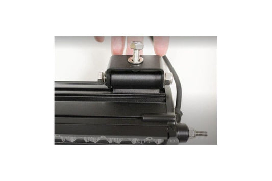 SOLO SINGLE ROW CENTRE MOUNTING BRACKETS - PAIR