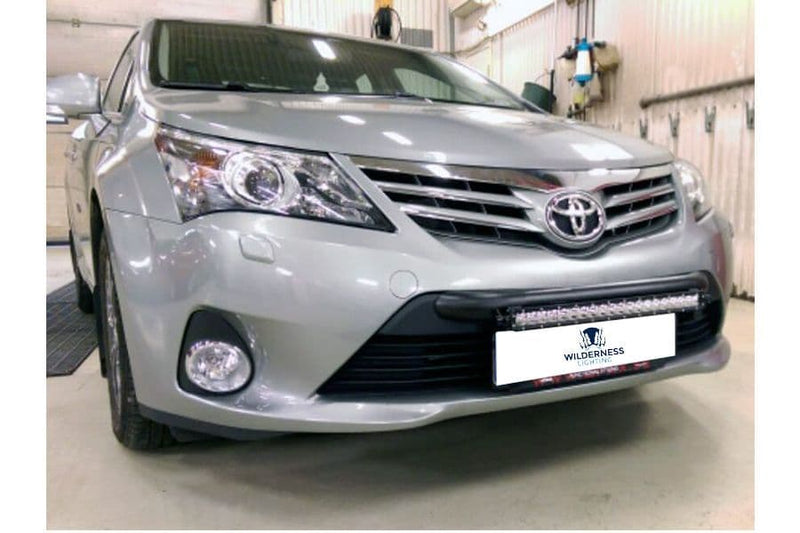 TOYOTA AVENSIS (2012-2014 ) - WILDERNESS LIGHTING BUMPER MOUNT & LED LIGHT BAR